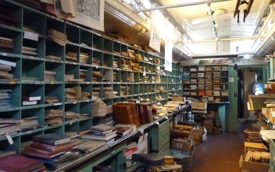 FRANCE : La Caverne au livres, une librairie dans un wagon de 1930