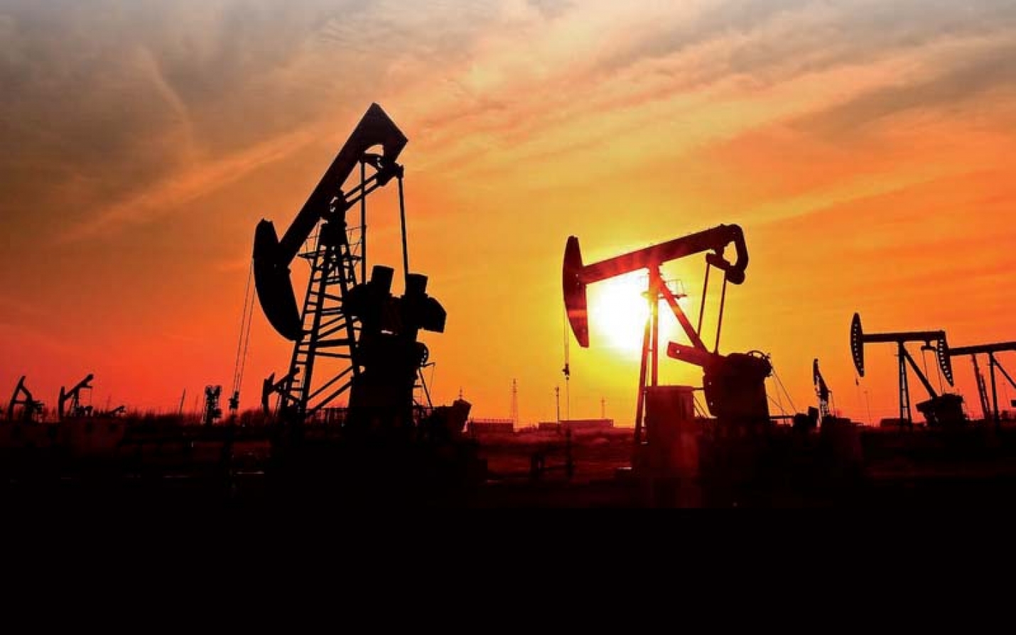 Vers un baril à 185 dollars avant fin 2022 : Les prix du pétrole s’affolent