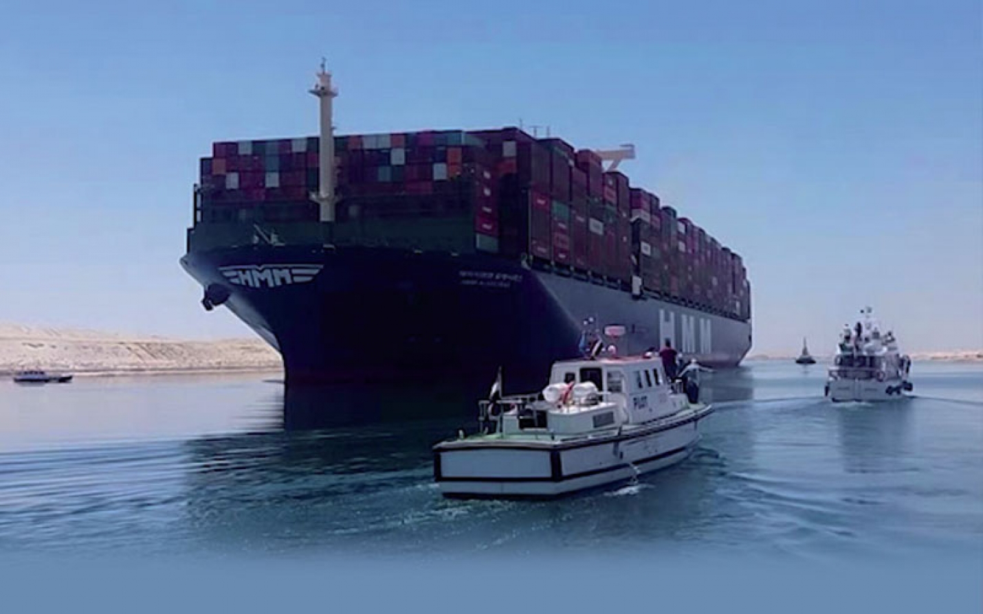Le plus grand porte-conteneurs passe par le canal de Suez
