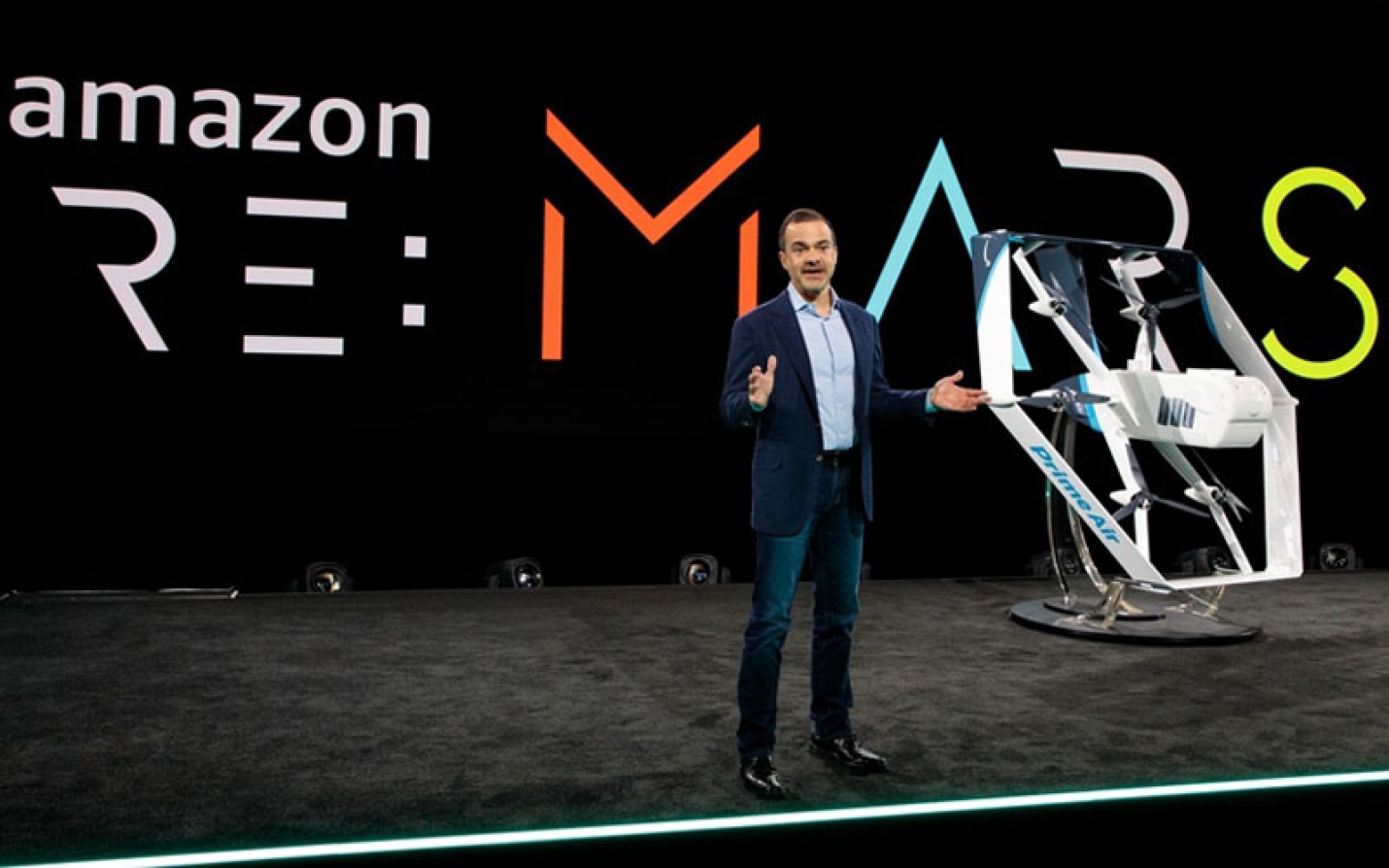 Amazon Prime va bientôt livrer par drone aux États-Unis